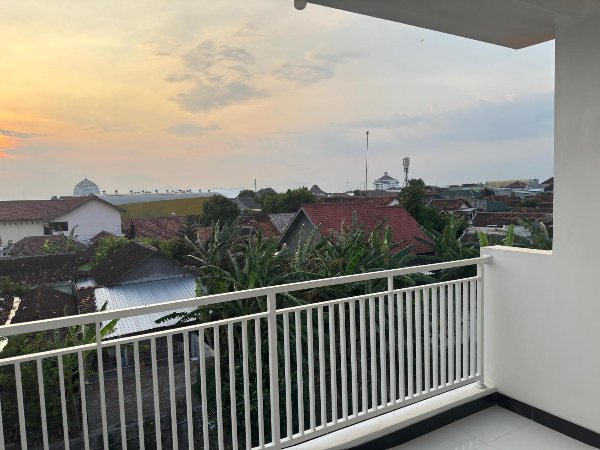 Han Gang Syariah Ponorogo Bagian luar foto